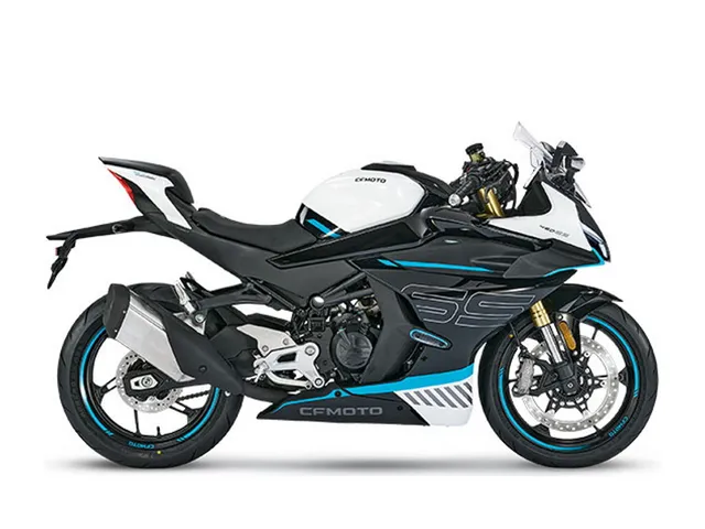 2023 CFMOTO 450SS — front three-quarter view
