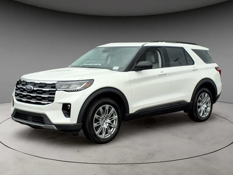 2026 Ford Explorer Active in White Metallic — front three-quarter view