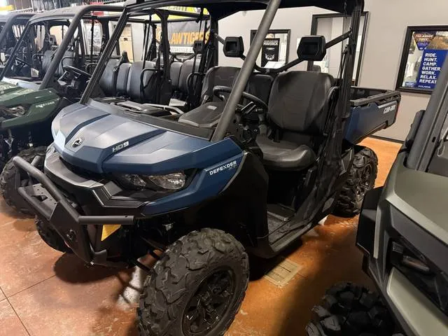 2026 Can-Am® Defender XT HD9 — front three-quarter view
