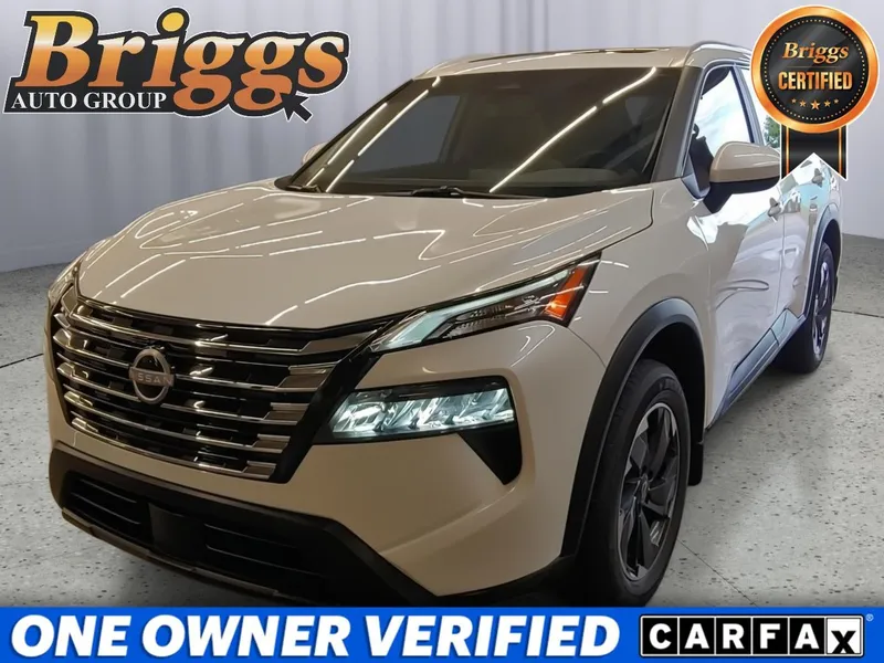 2026 Nissan Rogue SV in Everest White Pearl Tricoat — front three-quarter view