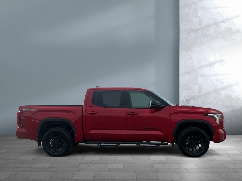 2024 Toyota Tundra 4WD — photo 7 view
