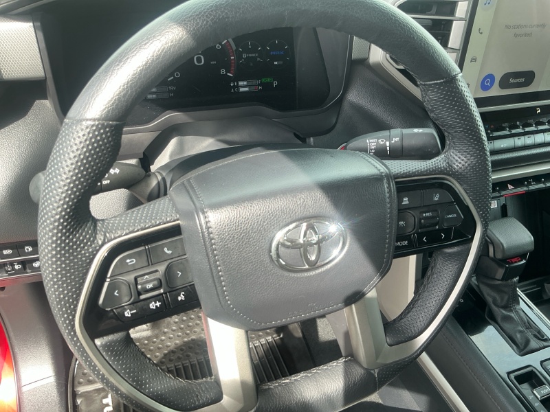 2024 Toyota Tundra 4WD — photo 13 view