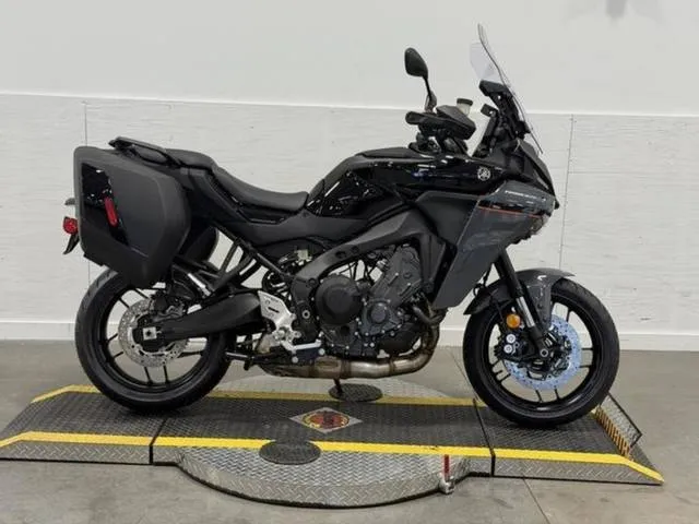 2026 Yamaha Tracer 9 — front three-quarter view