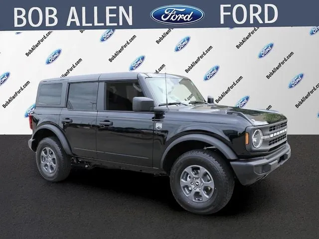 2026 Ford Bronco Big Bend in Shadow Black — front three-quarter view