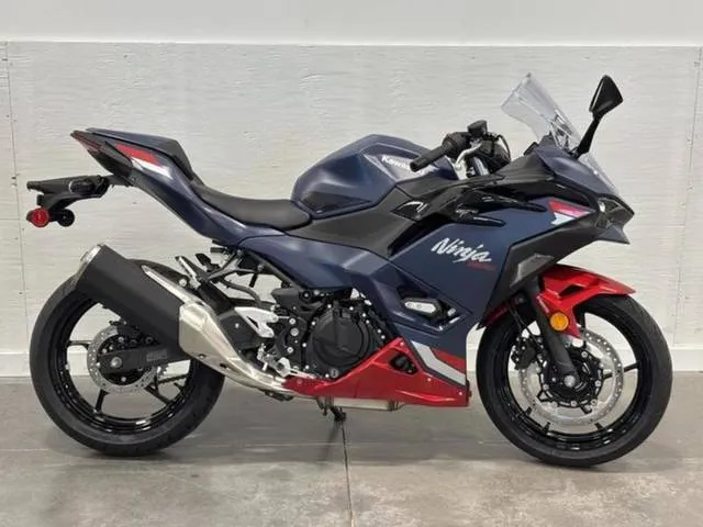 2026 Kawasaki Ninja® 500 ABS Metallic Matte Twilight Blue — front three-quarter view