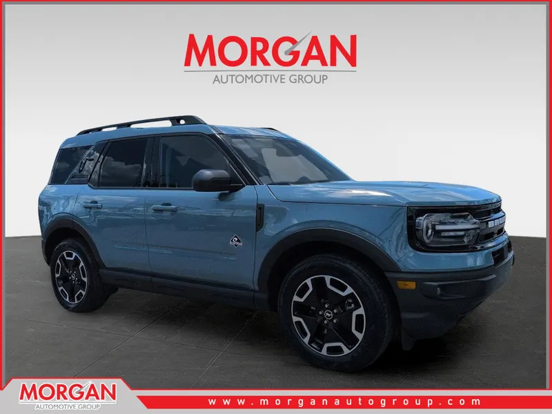 2023 Ford Bronco Sport Outer Banks — front three-quarter view