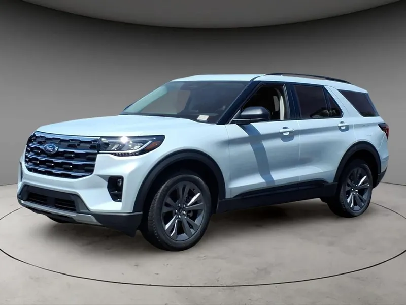 2026 Ford Explorer Active in White Metallic — front three-quarter view