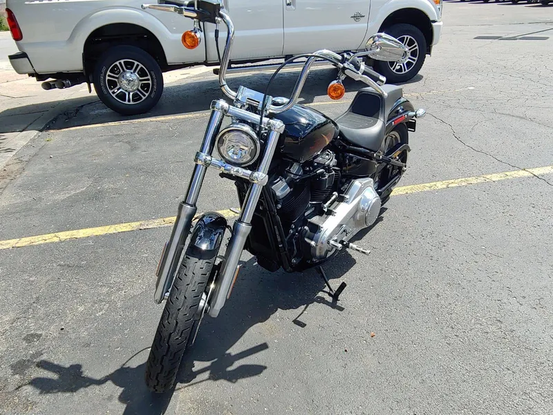 2024 HARLEY-DAVIDSON SOFTAIL Base in Black — front three-quarter view