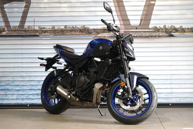 2026 Yamaha MT-07 — front three-quarter view
