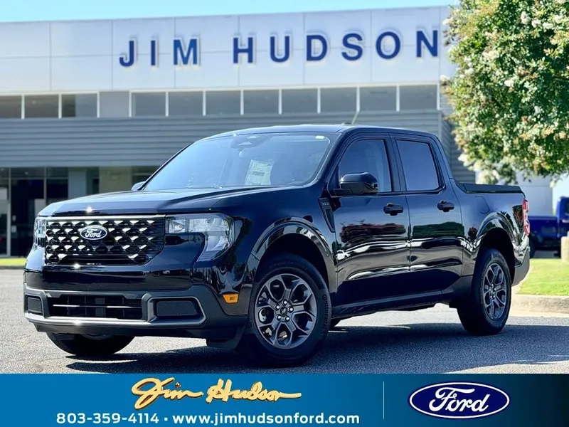 2026 Ford Maverick XLT in Shadow Black — front three-quarter view