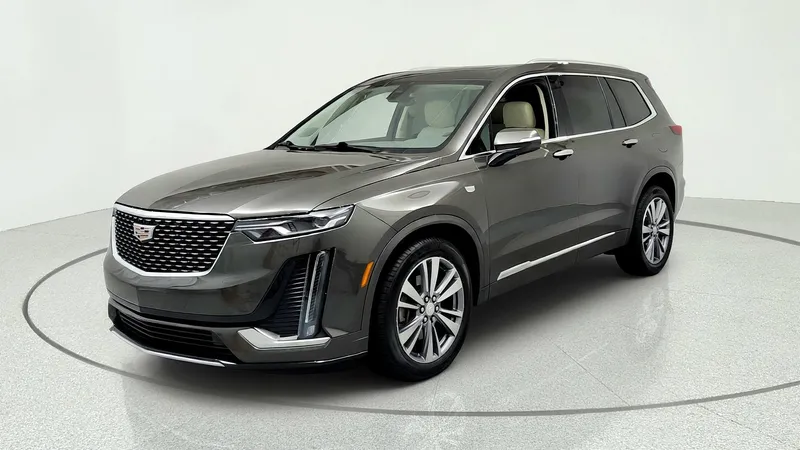 2020 Cadillac XT6 FWD Premium Luxury in Dark Mocha Metallic — front three-quarter view
