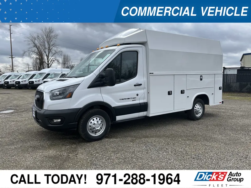 2026 Ford Transit Cutaway XL CUTAWAY T-350 AWD SRW 138 WB 9500 GVWR in Oxford White — front three-quarter view