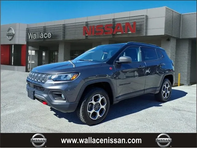 2022 Jeep Compass Trailhawk in Granite Crystal Metallic Clearcoat — front three-quarter view