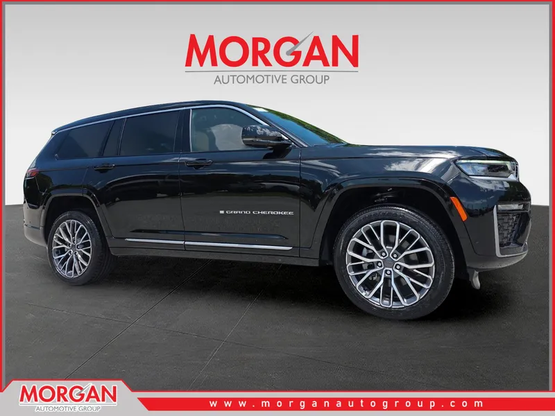 2026 Jeep Grand Cherokee L Summit in Black — front three-quarter view