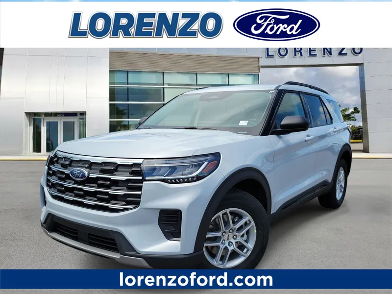 2026 Ford Explorer Active w/200A Pkg in Space White Metallic — front three-quarter view