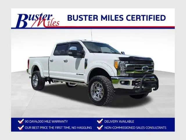 2017 Ford F-250SD Lariat in Oxford White — front three-quarter view
