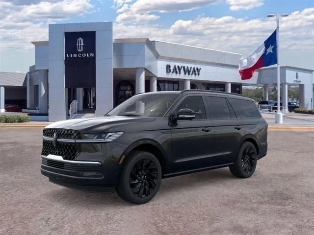 2026 Lincoln Navigator Reserve in Infinite Black Metallic Clearcoat — front three-quarter view