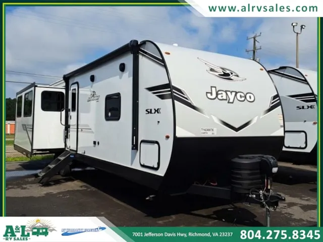 2026 Jayco Jay Flight SLX 334RTS — front three-quarter view