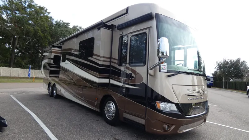 2016 Newmar Dutch Star — front three-quarter view