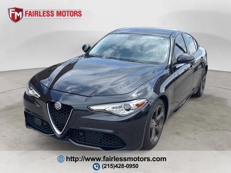 2018 Alfa Romeo Giulia Base AWD 4dr Sedan in Vulcano Black Metallic — front three-quarter view