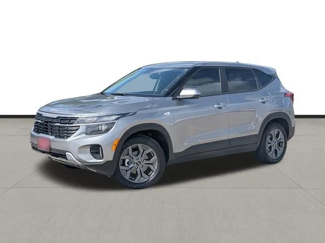 2026 Kia Seltos LX in Steel Gray — front three-quarter view
