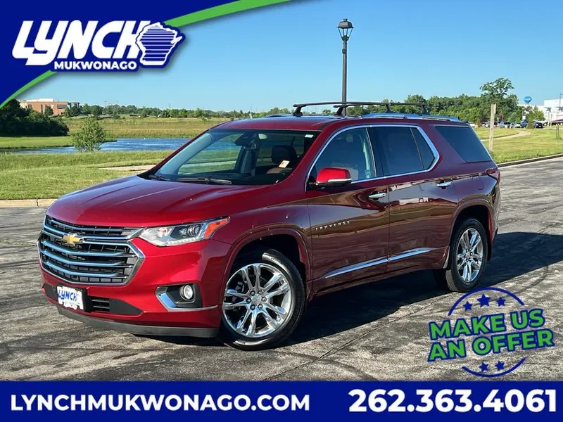 2019 Chevrolet Traverse High Country in Cajun Red Tintcoat — front three-quarter view