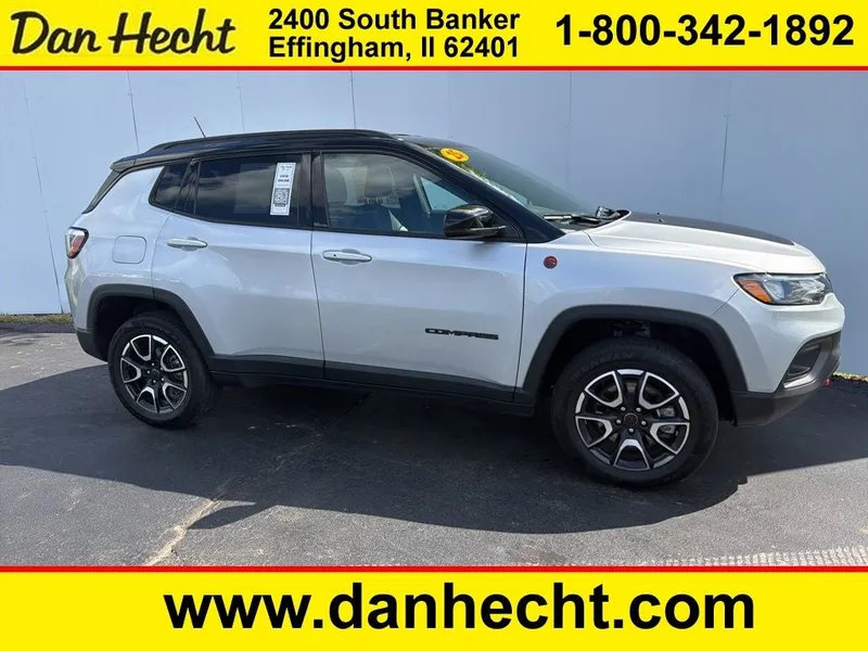 2025 Jeep Compass Trailhawk in Silver — front three-quarter view