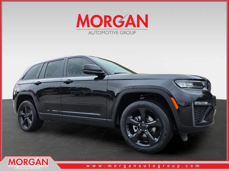 2026 Jeep Grand Cherokee Limited in Black — front three-quarter view