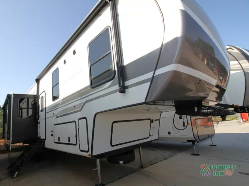 2027 Keystone RV Sprinter in WHITE — front three-quarter view