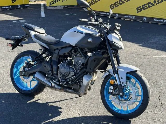 2026 Yamaha MT-07 — front three-quarter view