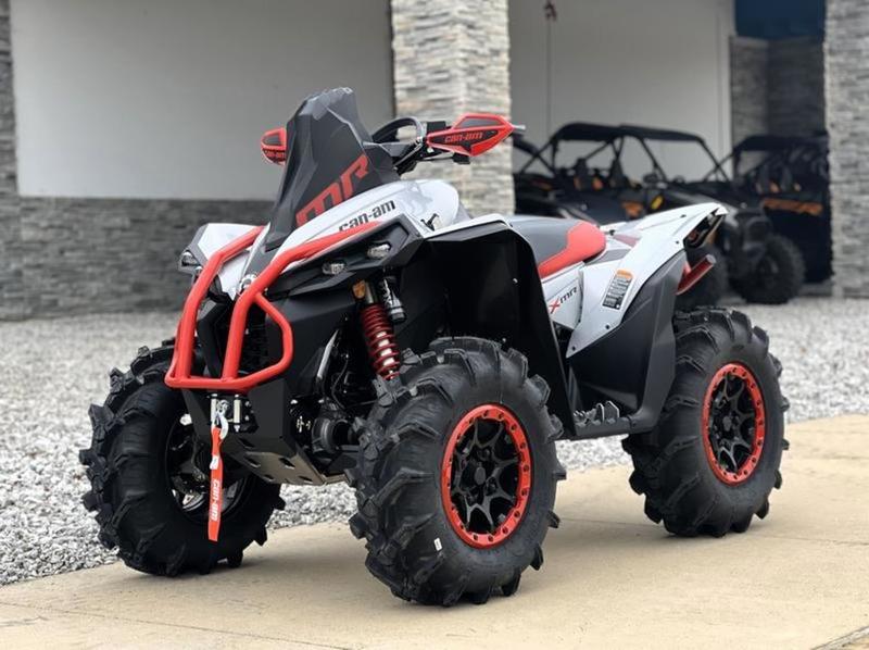 2026 Can-Am Renegade X mr 1000 R Hyper Silver & Legion Red