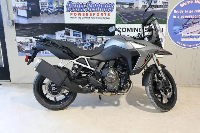 2026 Suzuki V-STROM 800 — front three-quarter view