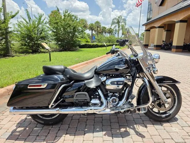 2018 Harley-Davidson® FLHR - Road King® — front three-quarter view