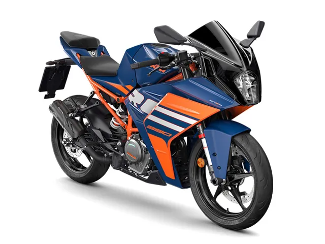 2024 KTM RC 390 — front three-quarter view