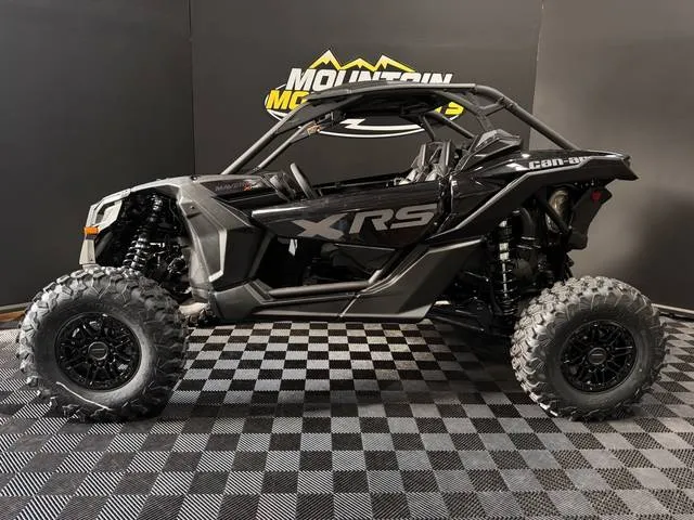 2026 Can-Am® Maverick X3 X rs Turbo RR Triple Black_4.5 in — front three-quarter view