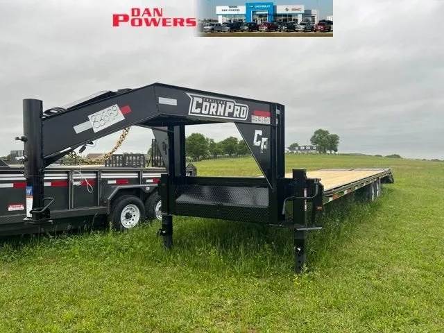 2023 CORN PRO 28+5 7K Base in Black — front three-quarter view
