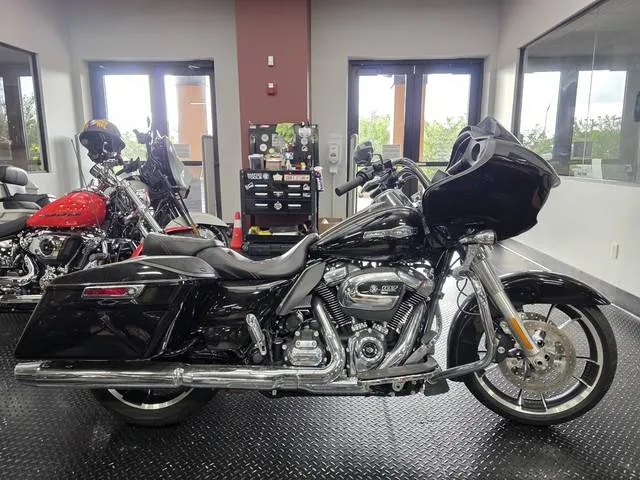 2023 Harley-Davidson® FLTRX - Road Glide® — front three-quarter view
