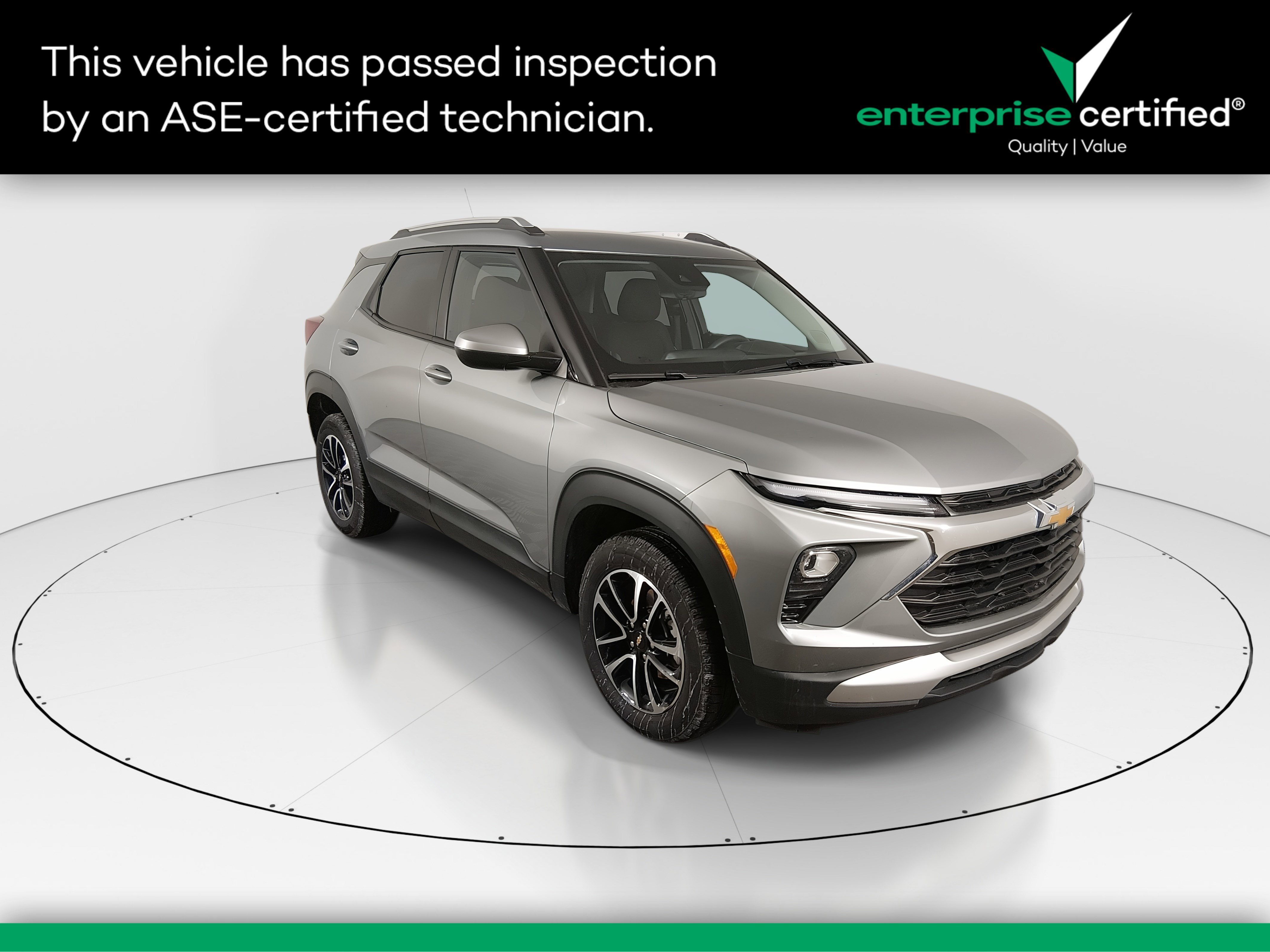 2025 Chevrolet Trailblazer AWD 4dr LT — front three-quarter view