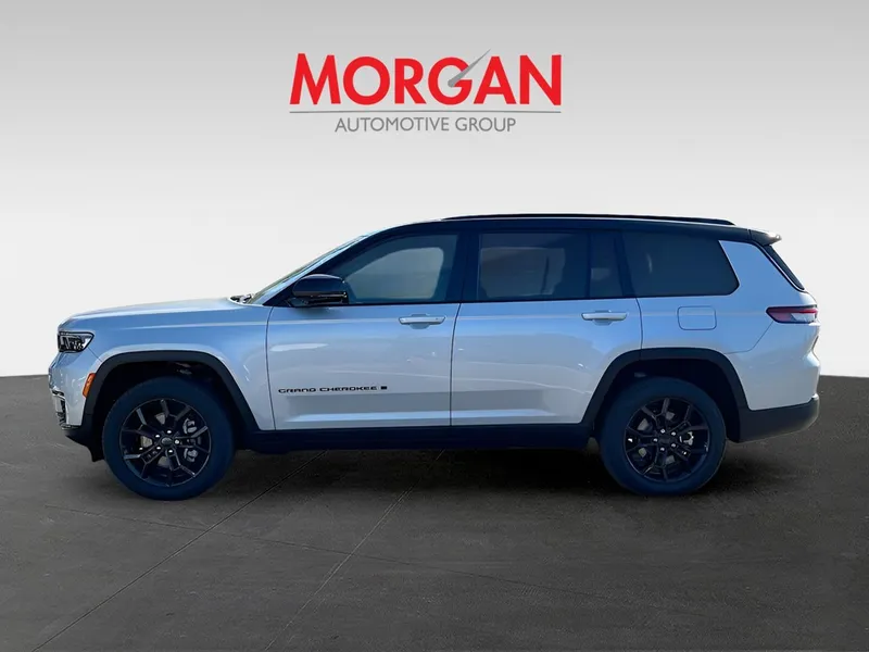 2025 Jeep Grand Cherokee L — interior view