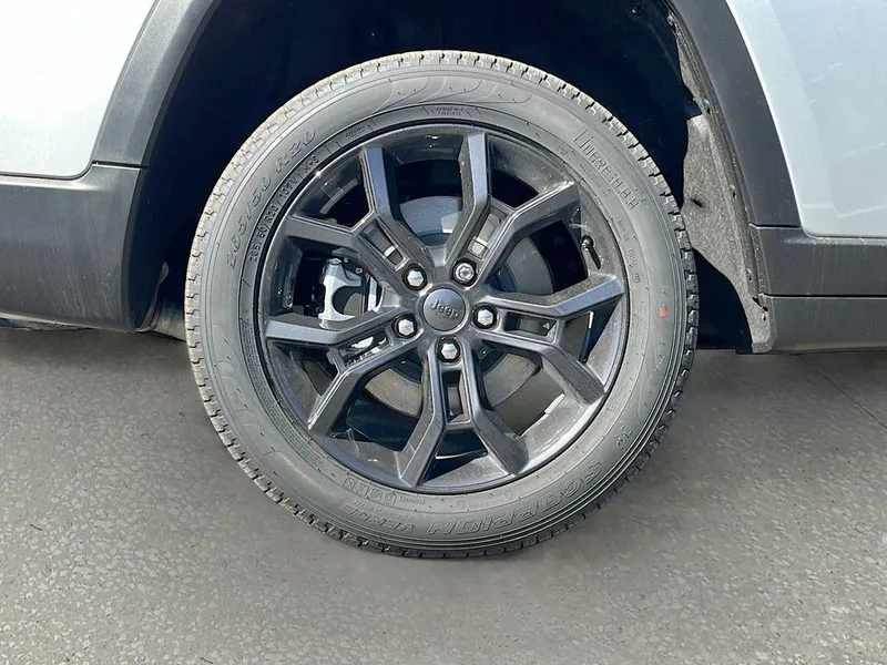 2025 Jeep Grand Cherokee L — photo 30 view