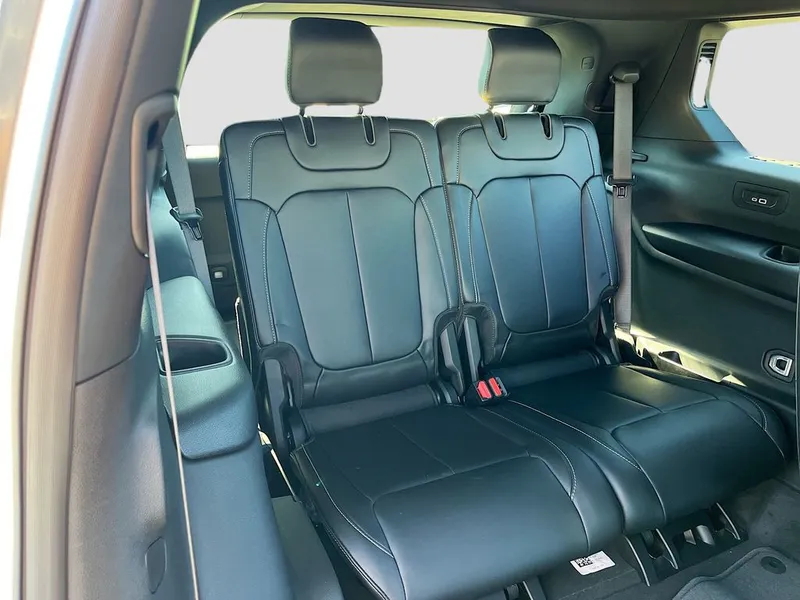 2025 Jeep Grand Cherokee L — photo 26 view