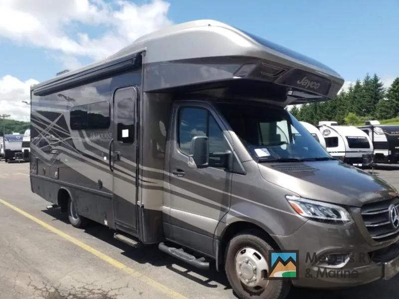 2023 Jayco Melbourne 24R — front three-quarter view