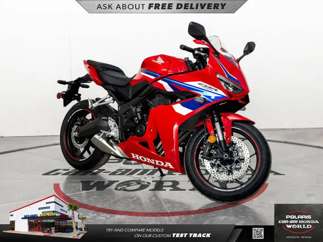 2026 Honda® CBR650R E-Clutch — front three-quarter view