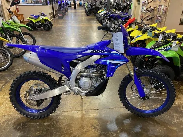 2026 Yamaha WR450F — front three-quarter view