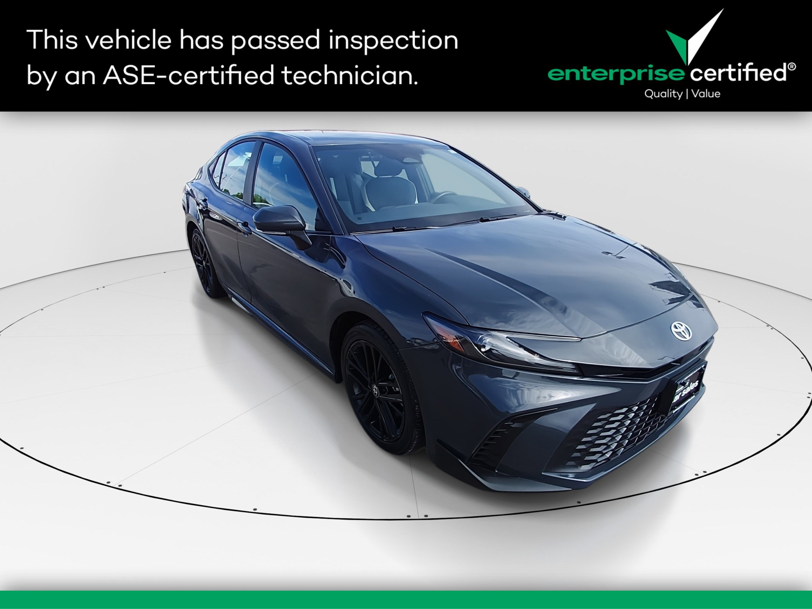 2025 Toyota Camry SE — front three-quarter view