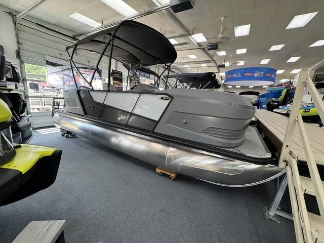 2026 Sylvan A 20 LZ DH — front three-quarter view