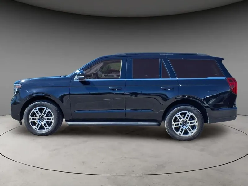 2025 Ford Expedition Active in Black Metallic — front three-quarter view
