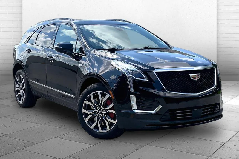 2023 Cadillac XT5 Sport in Stellar Black Metallic — front three-quarter view