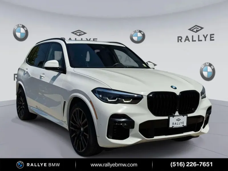 2023 BMW X5 xDrive40i in Alpine White — front three-quarter view