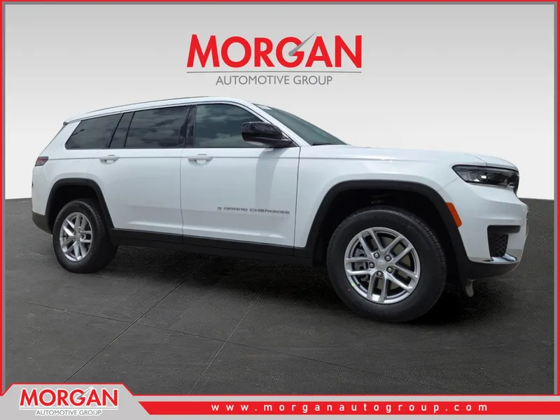 2026 Jeep Grand Cherokee L Laredo in White/off-white — front three-quarter view